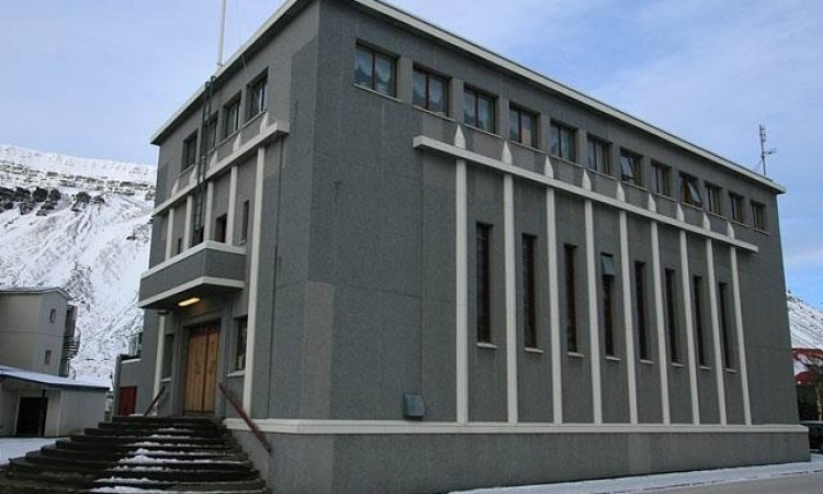 Ísafjarðarbíó 90 ára - elsta starfandi bíóhús á Íslandi