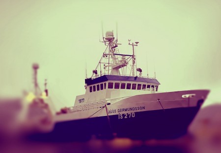 Skipstjórinn á Júlíusi Geirmundssyni játaði sök fyrir dómi; málinu lokið